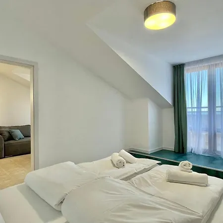 Lighthouse - Private - Bsr - 5 *